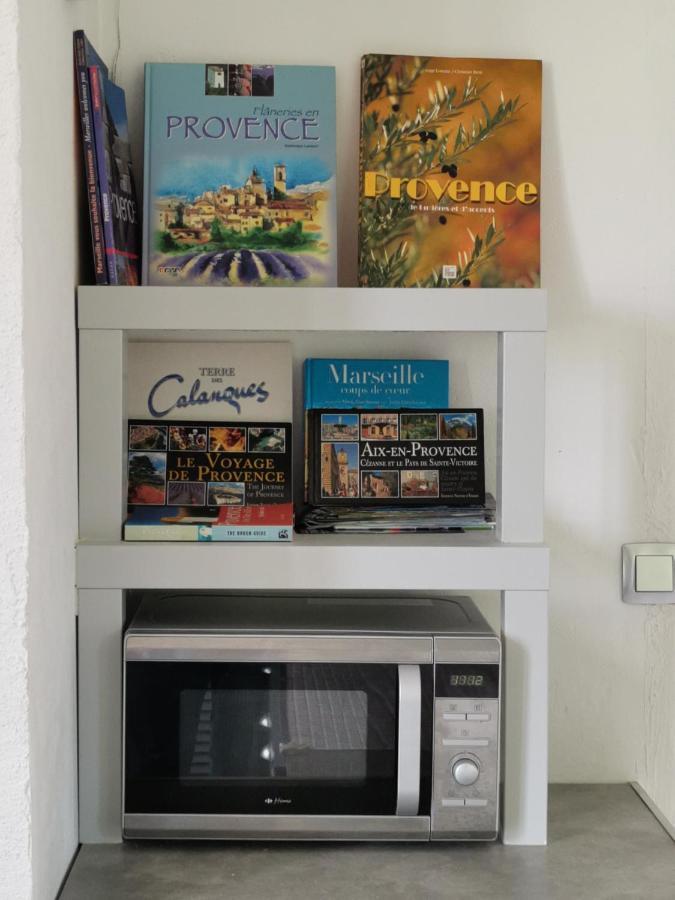 Guest House Provencal Vitrolles  Buitenkant foto