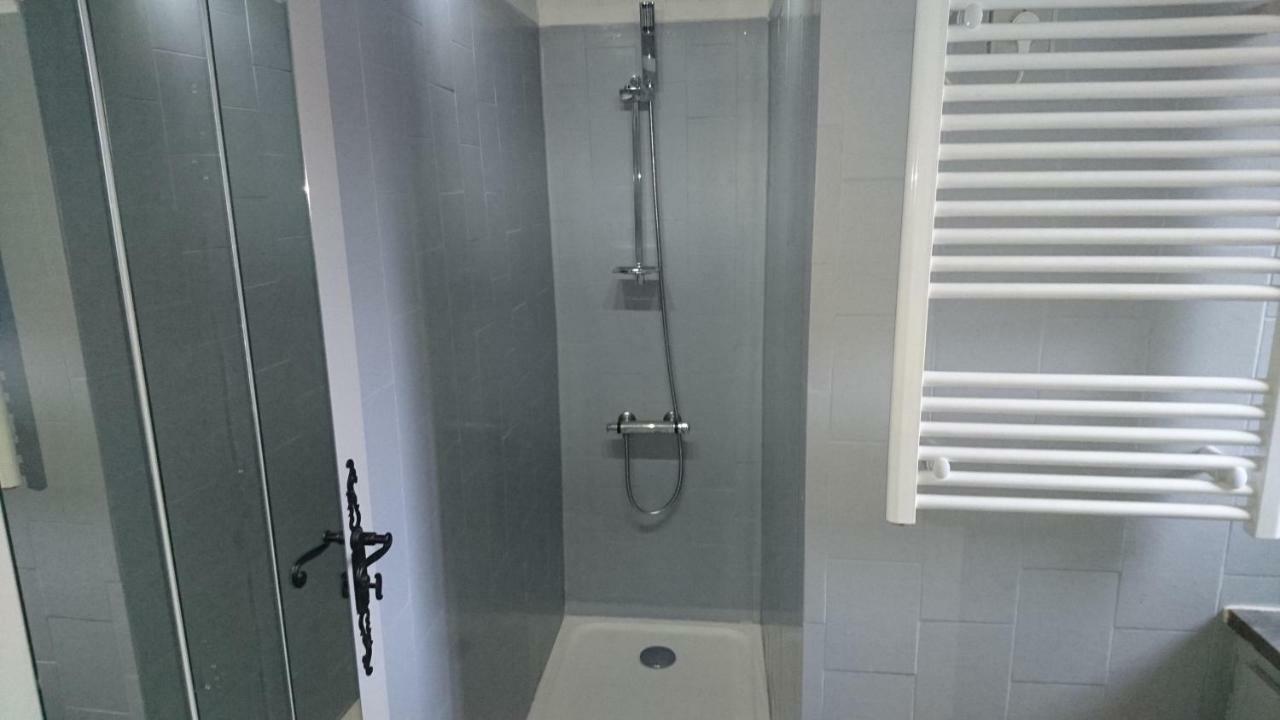 Guest House Provencal Vitrolles  Buitenkant foto